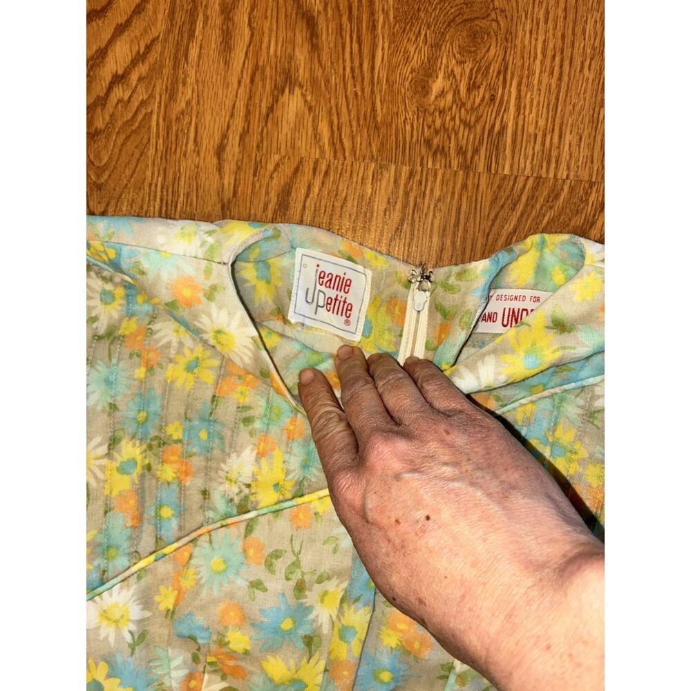 VTG 50's Jeanie petite Floral Watercolor Barkcloth Pinup floral Hourglass small - Picture 5 of 6